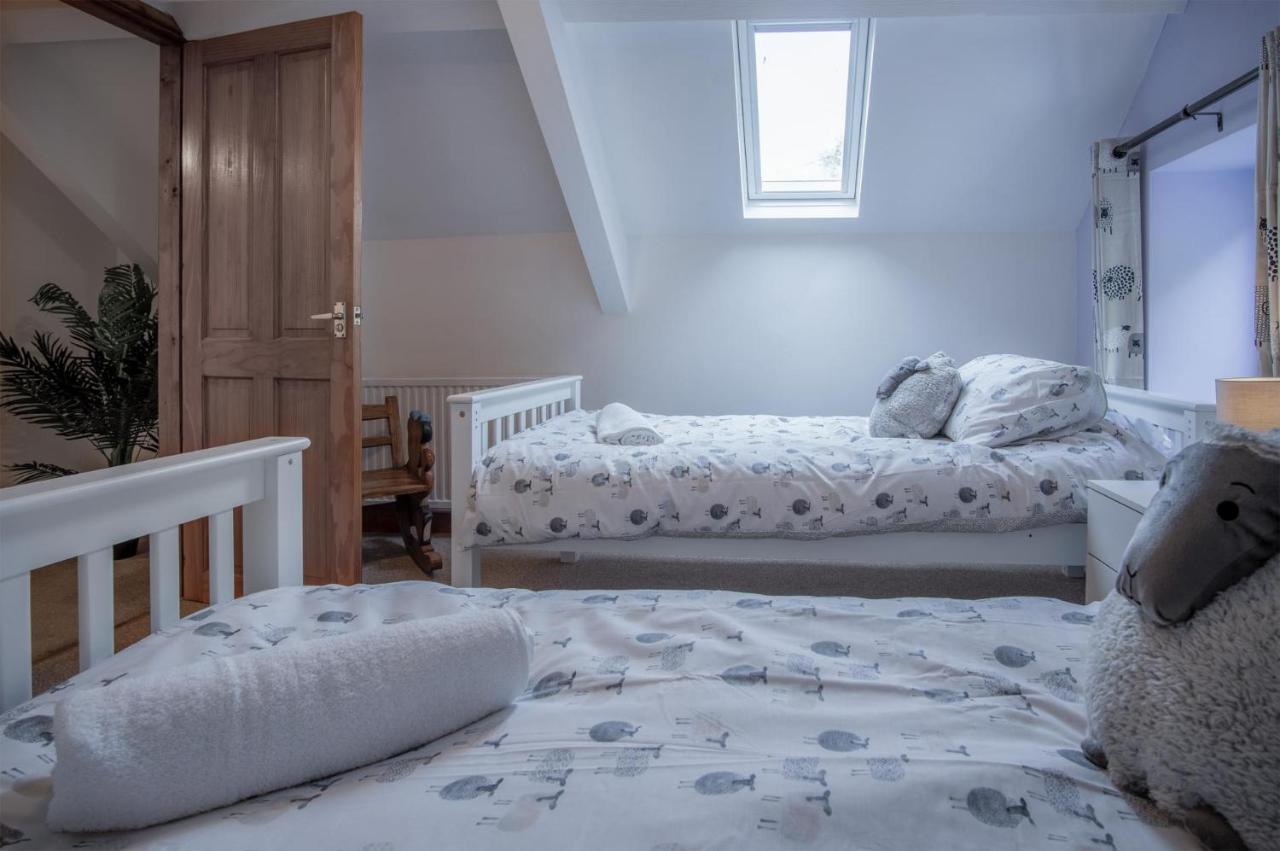 Tucking Mill - 3 Bedroom Holiday Home - Stepaside Stepaside  Bagian luar foto