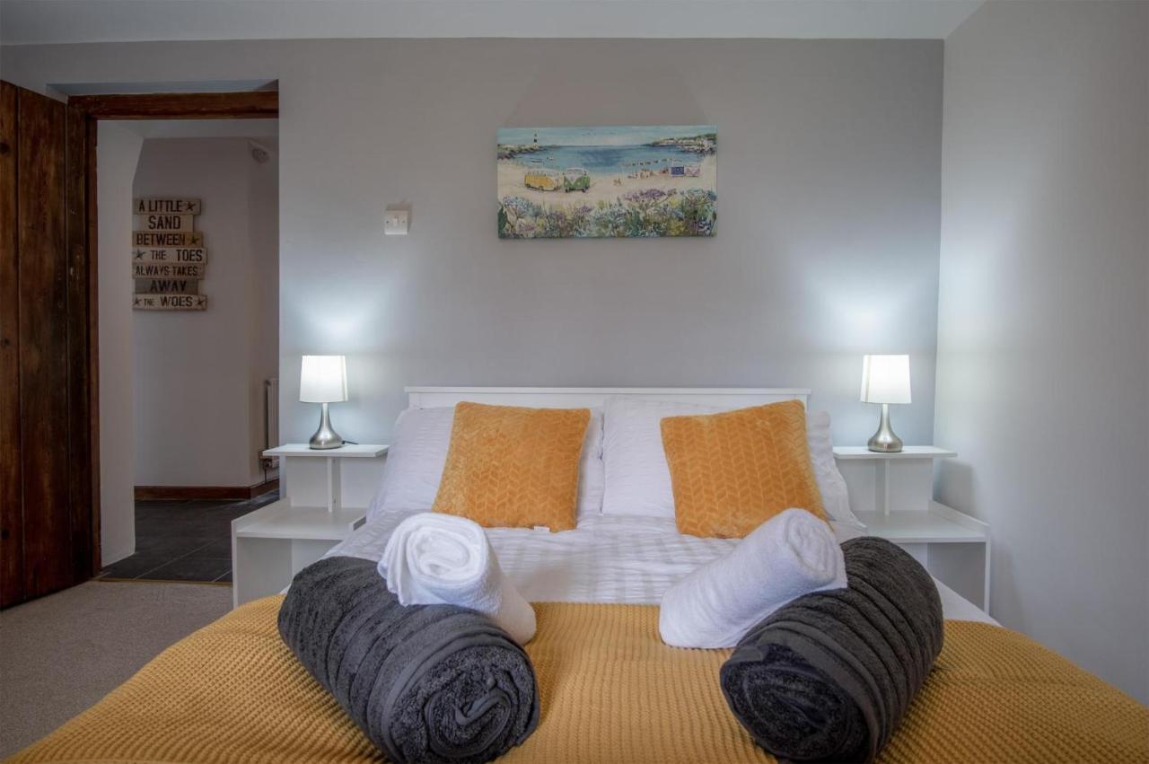 Tucking Mill - 3 Bedroom Holiday Home - Stepaside Stepaside  Bagian luar foto