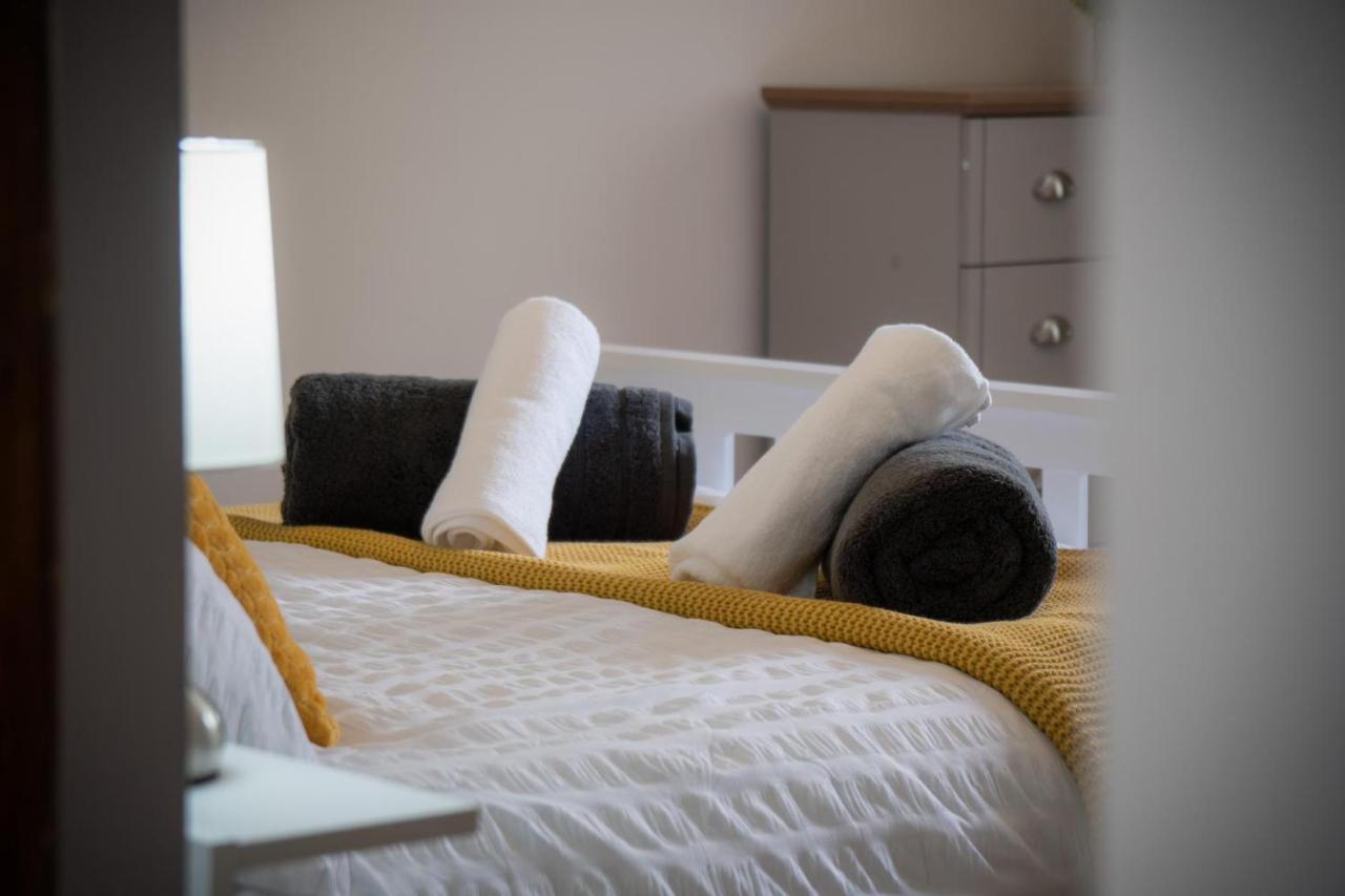 Tucking Mill - 3 Bedroom Holiday Home - Stepaside Stepaside  Bagian luar foto