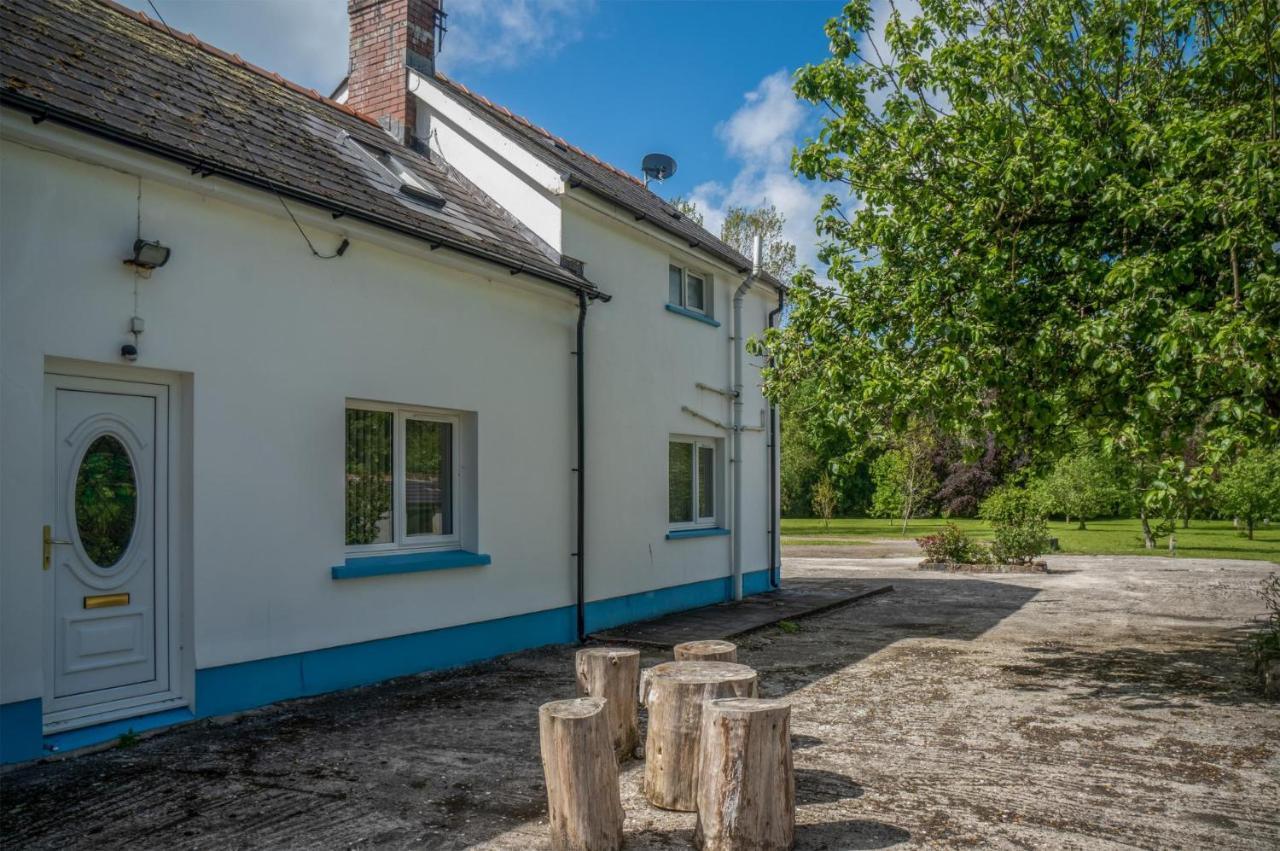 Tucking Mill - 3 Bedroom Holiday Home - Stepaside Stepaside  Bagian luar foto